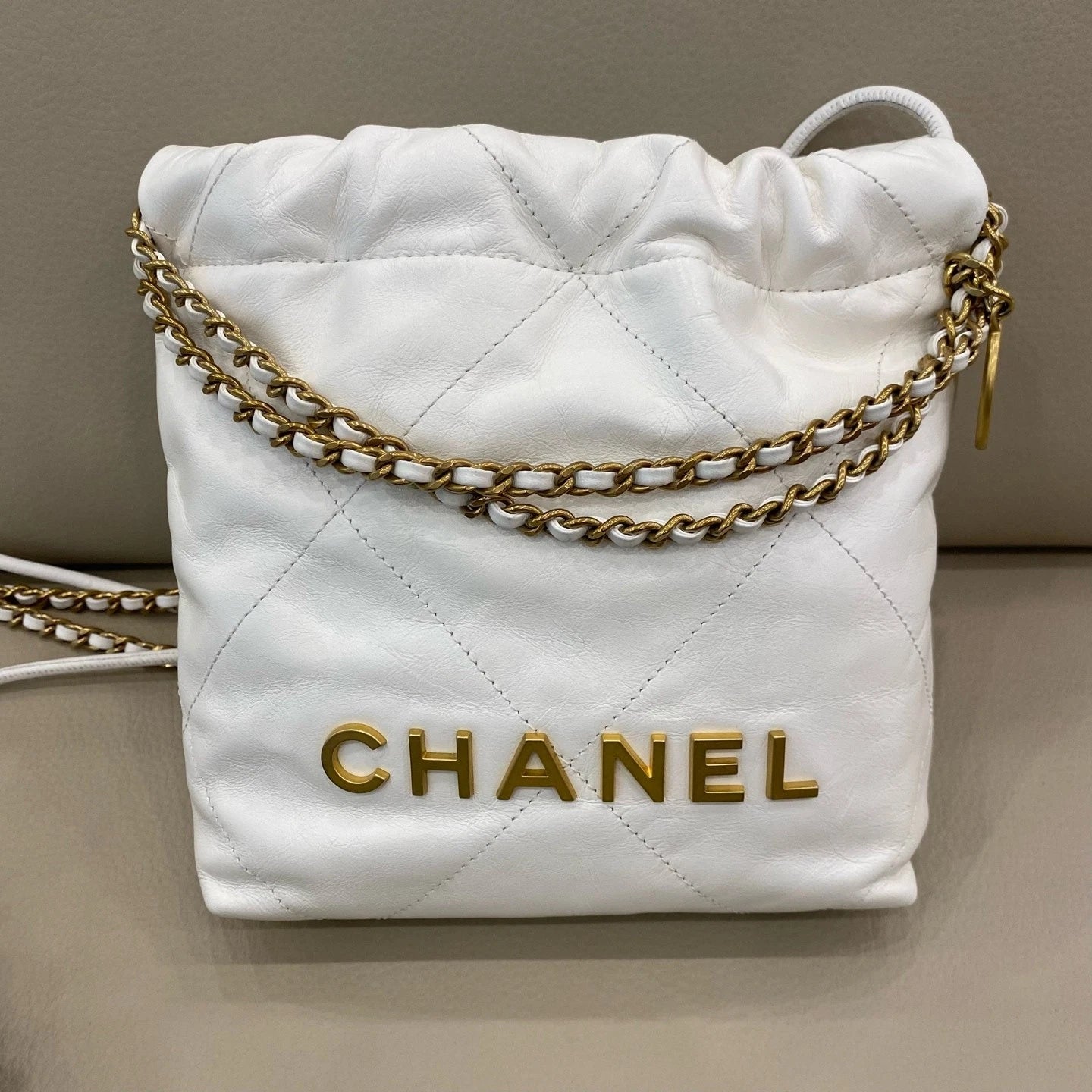 CHANEL Mini 22Bag White Tote Shoulder Bag For Women