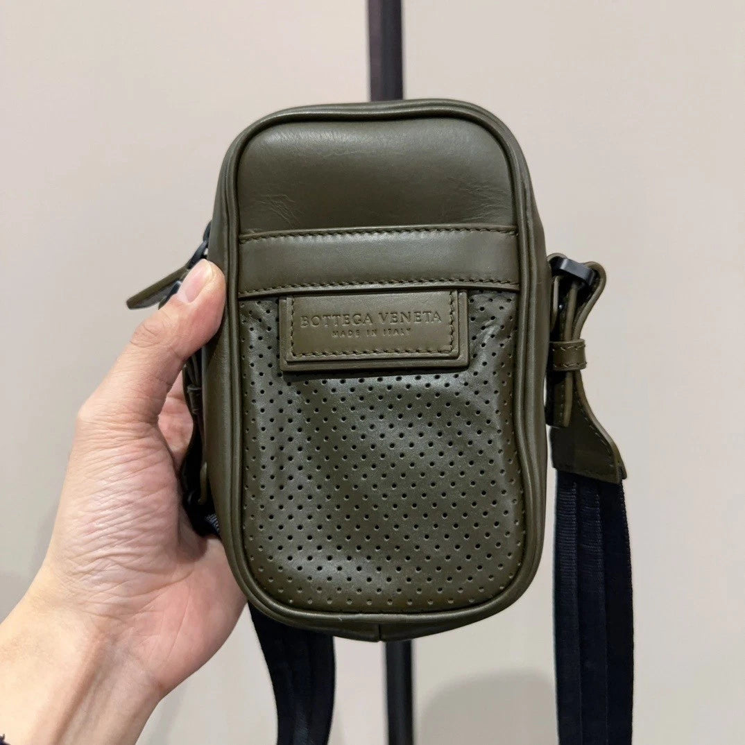 Bottega Veneta Leather Crossbody Chest Phone Bag For Women