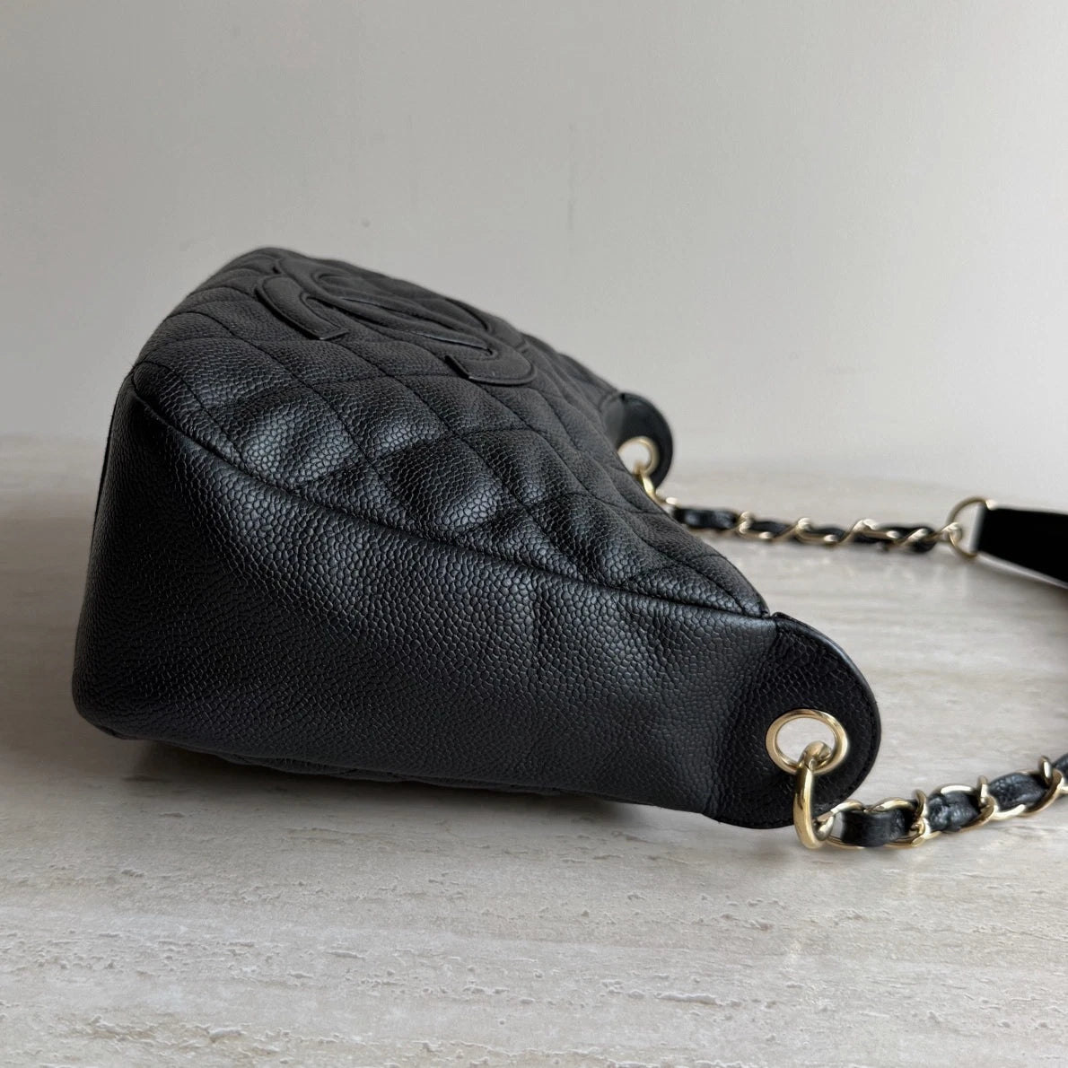 Chanel CC Logo Caviar Leather Diamond Gold Chain Underarm Shoulder Bag