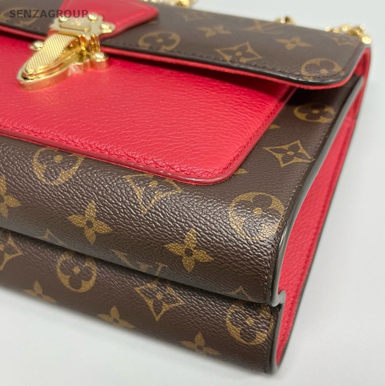 Louis Vuitton Victoire Monogram Chain Shoulder Bag Crossbody Brown Gold Women