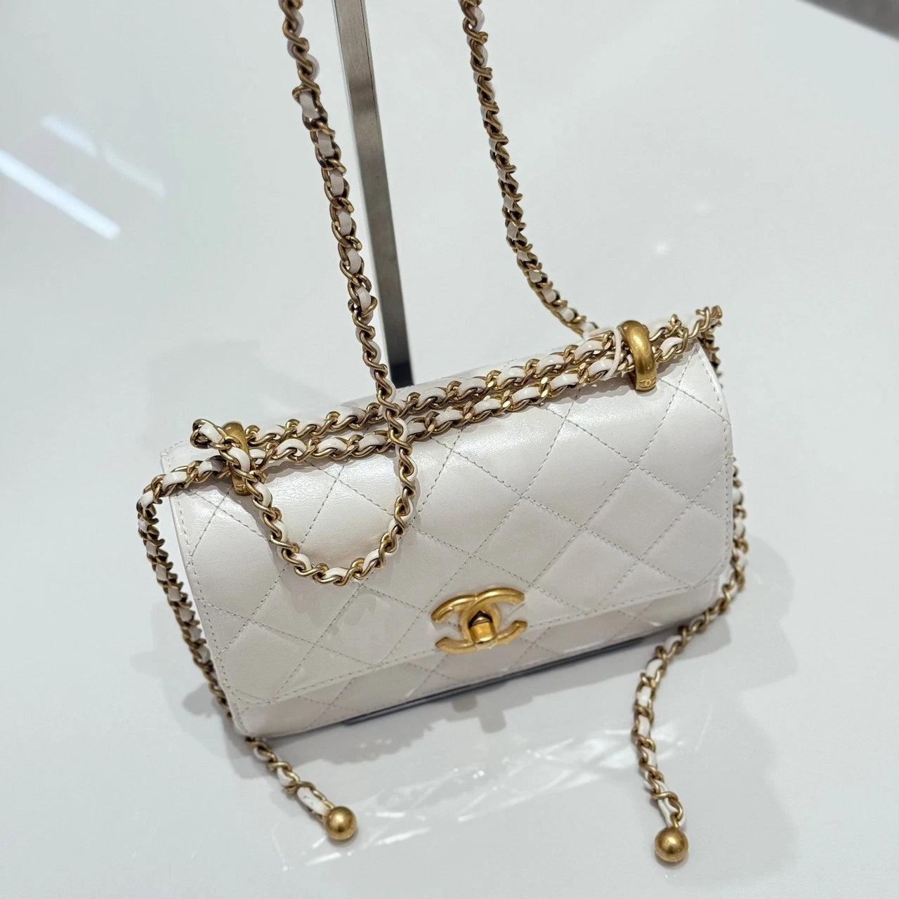 CHANEL White Leather Double Gold Ball Flap Shoulder Bag For Women