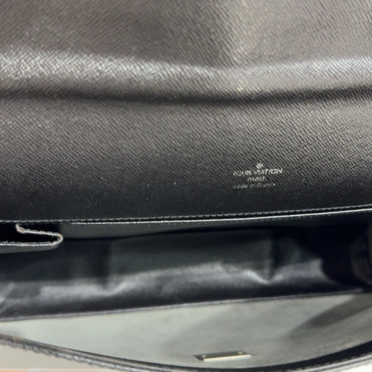 Louis Vuitton Taïga Angara Epi Leather Black Handbag Silver Hardware