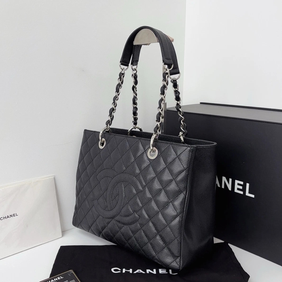 Excellent Chanel GST Calfskin Black Tote Chain Handbag Shoulder Bag CC Logo SHW