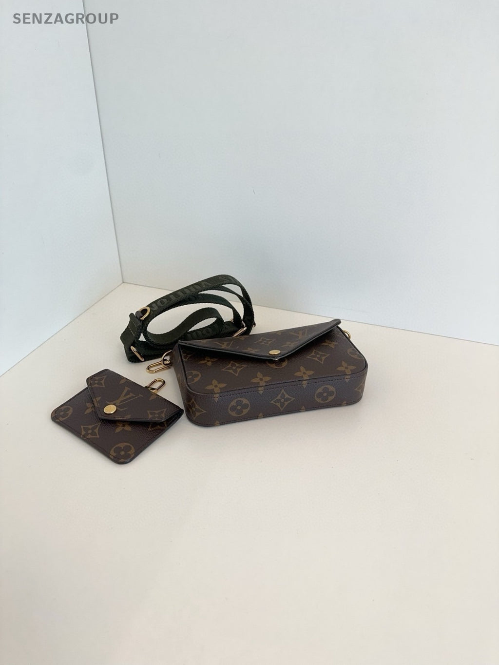 Louis Vuitton Multi Pochette Accessoires Shoulder Bag Canvas New style Women