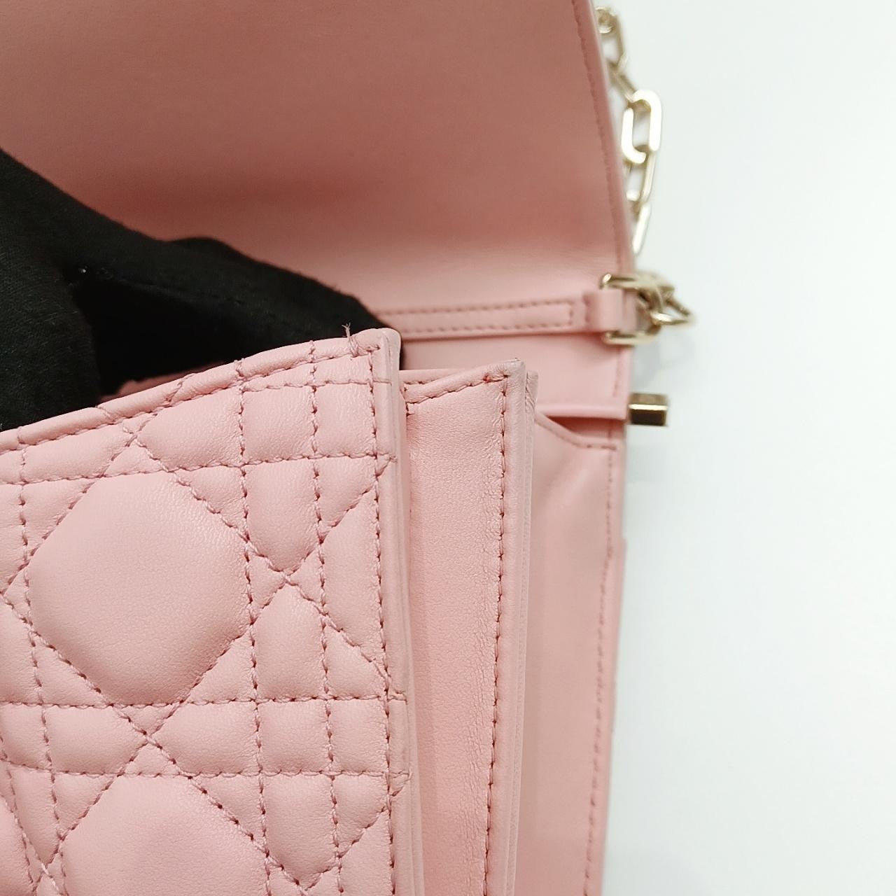 SJ0001  Dior leather top handle bag Miss Cannage stitching