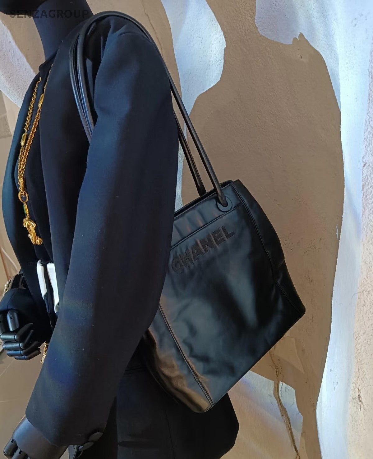 CHANEL Tassel tortoiseshell Logo Shoulder bag Out of print