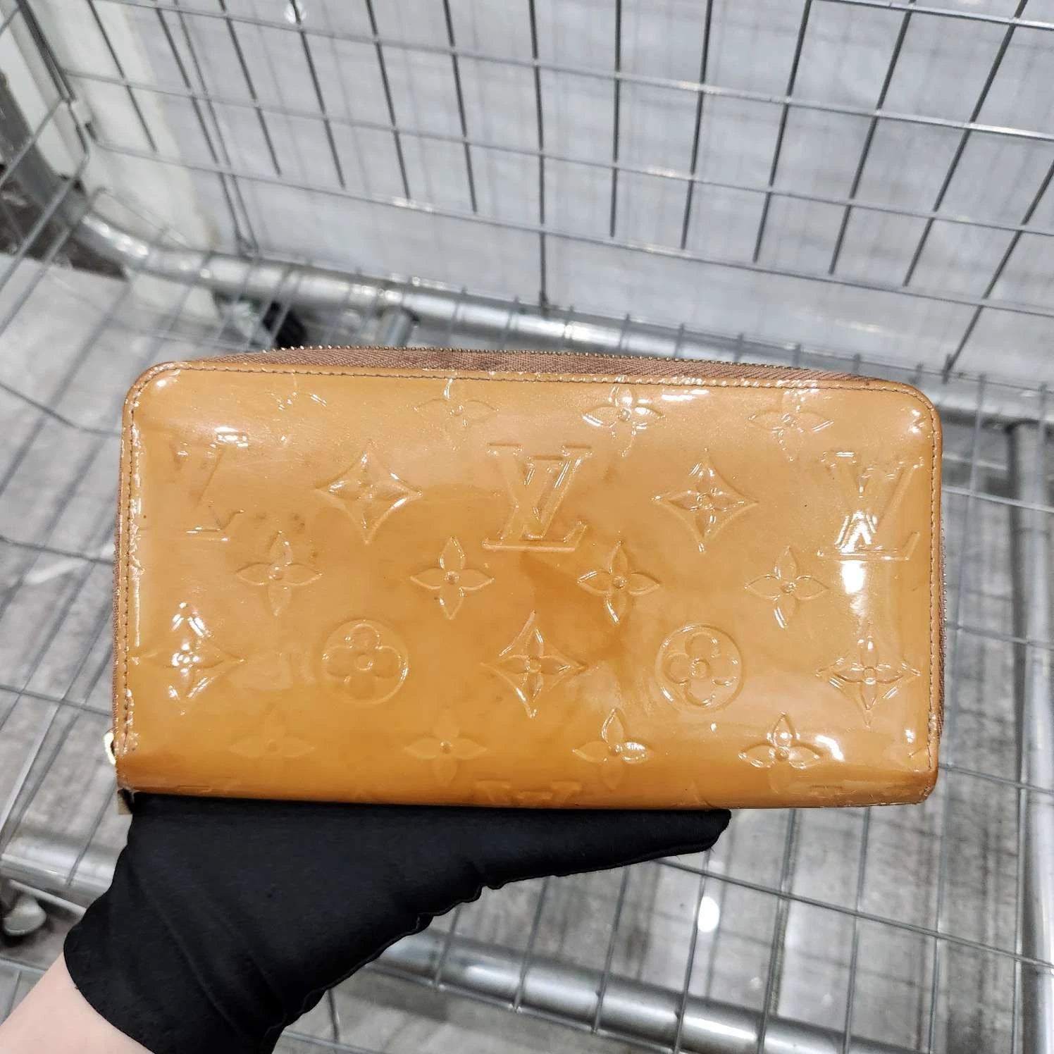 Louis Vuitton Patent Monogram Long Wallet Clutch For Women