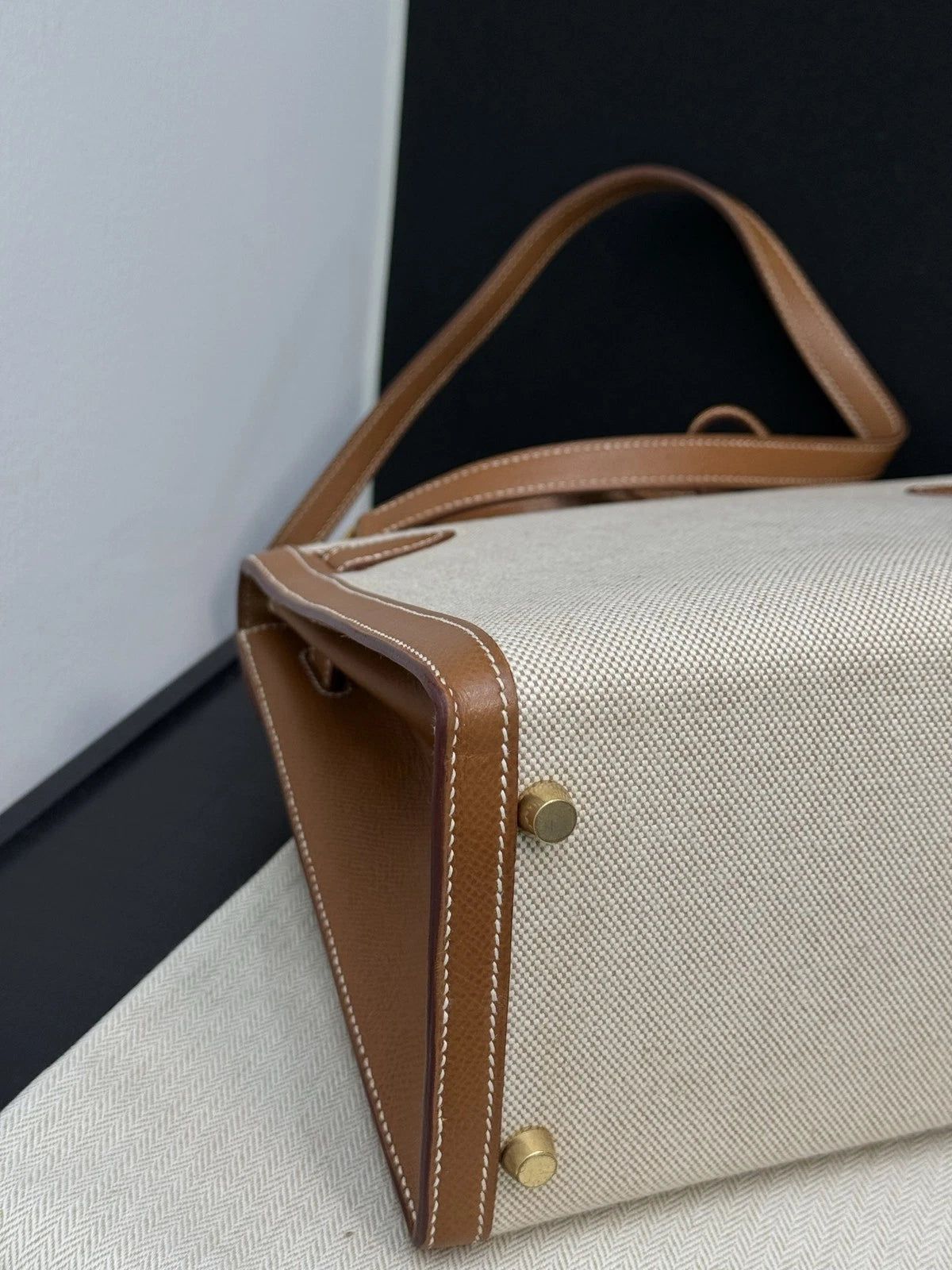 Hermes Kelly28 Canvas Top Handle Bag Crossbody Beige Brown Classic Women