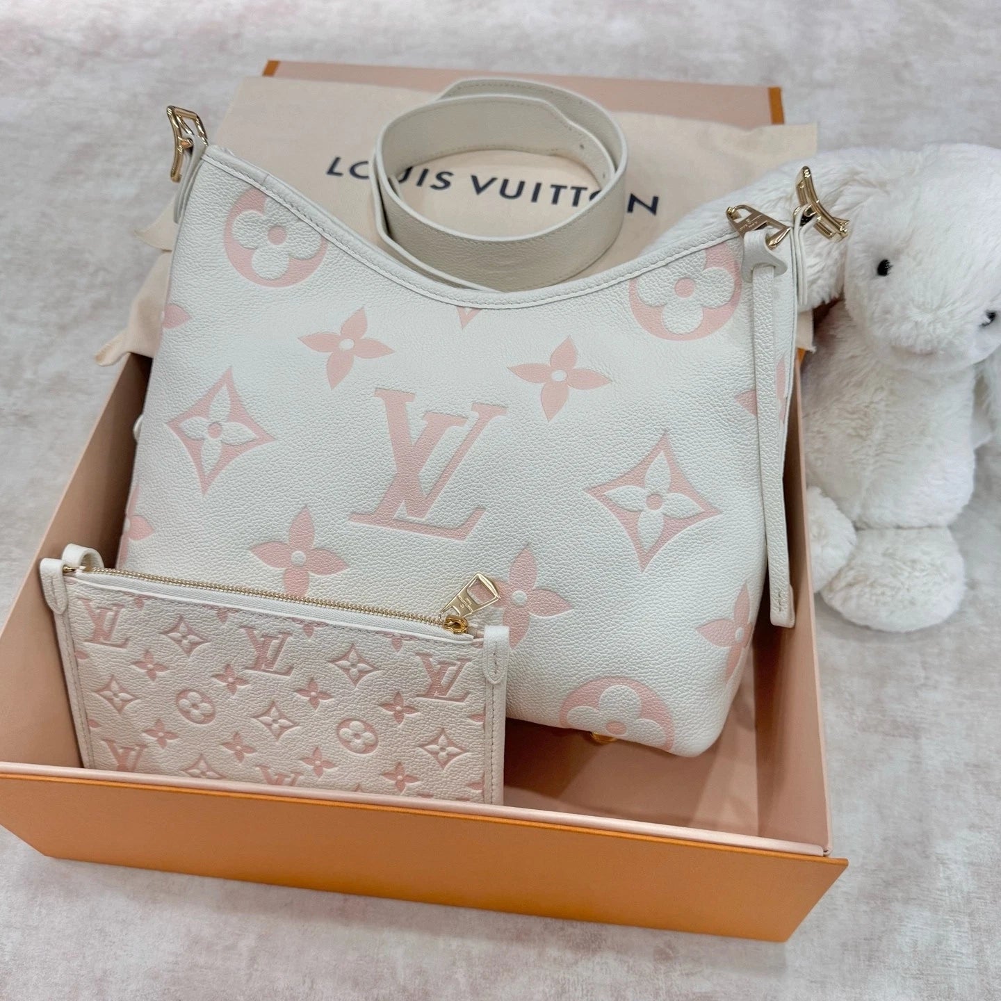 Louis Vuitton Carryall Leather Tote Bag Excellent