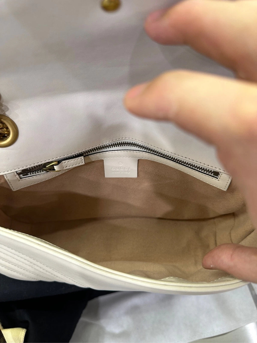Gucci Marmont White Shoulder Bag Excellent