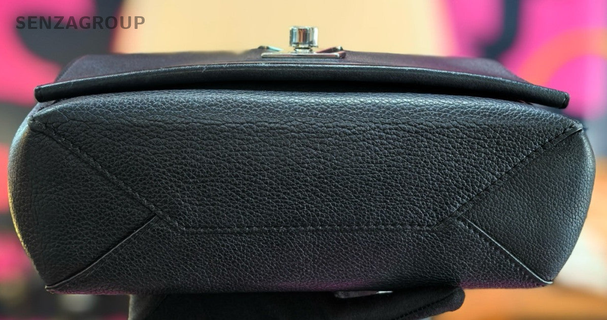 Louis Vuitton Lockme BB Chain Shoulder bag Calfskin Women Black Silver