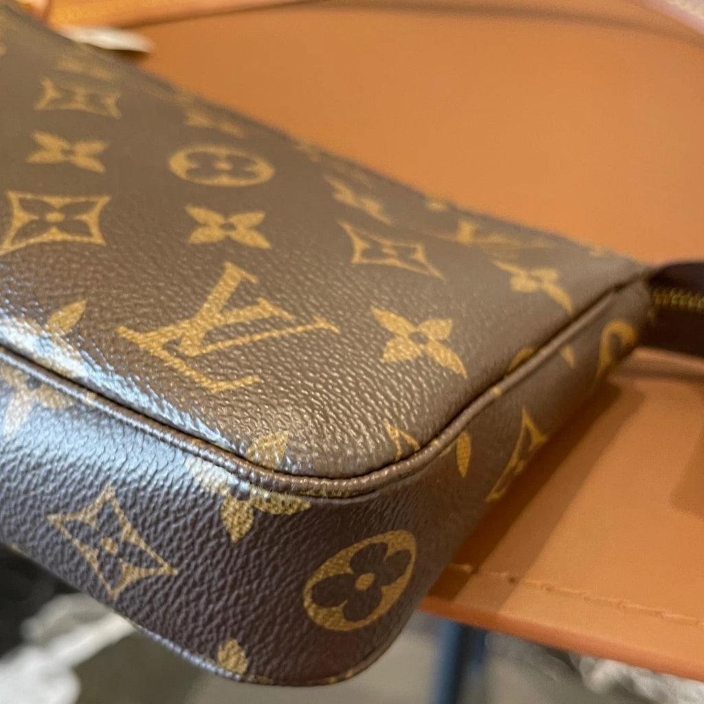 Louis Vuitton Pochette Accessiores Monogram Brown Canvas Shoulder Crossbody