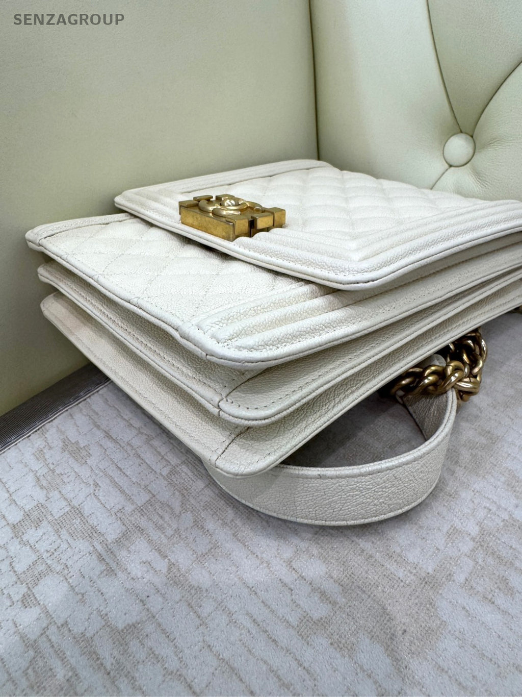 CHANEL Leboy Caviar Calfskin Chain Shoulder bag White Gold Women