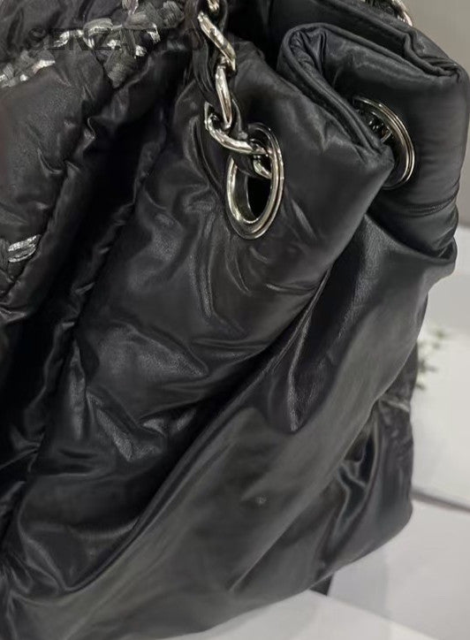 Chanel Diamond Pattern Chain Shoulder Bag Crossbody Black Silver Women Classic