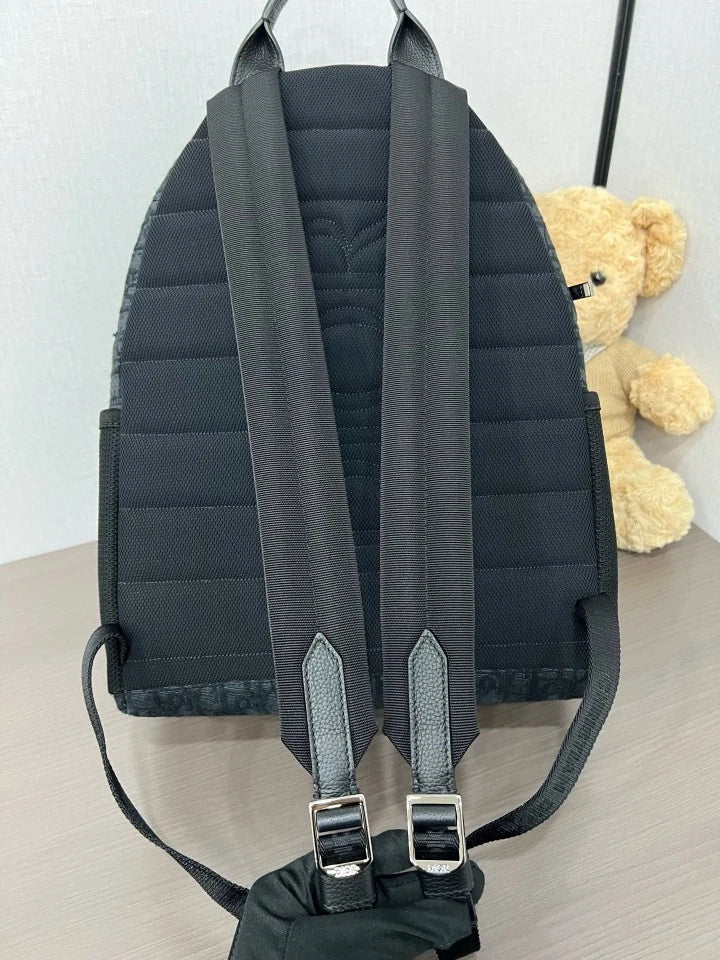 Dior 8 Series Dark Pattern Backpack For Women
