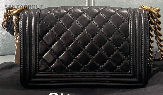 Chanel Calfskin Chain Shoulder Bag Crossbody Black Gold Used Women Classic