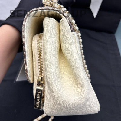 Chanel White Snake Skin Messenger Shoulder Bag Silver Hardware