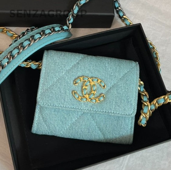 CHANEL 19woc Denim Crossbody Chain Bag Women Light Blue Brand New