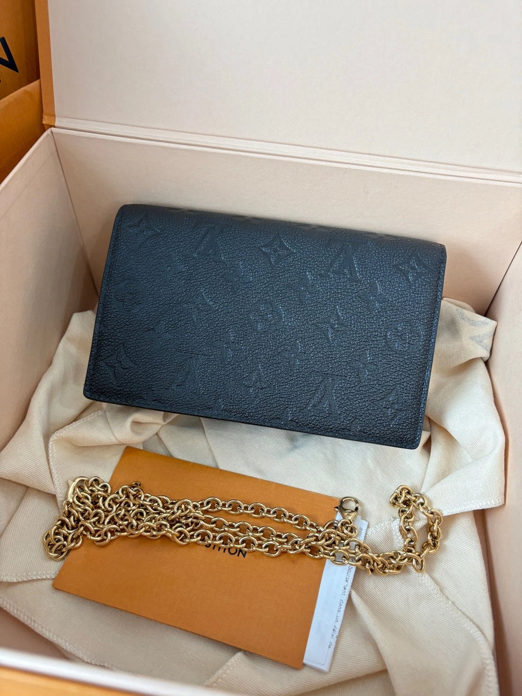 Louis Vuitton Vavin Black Gold Crossbody Excellent