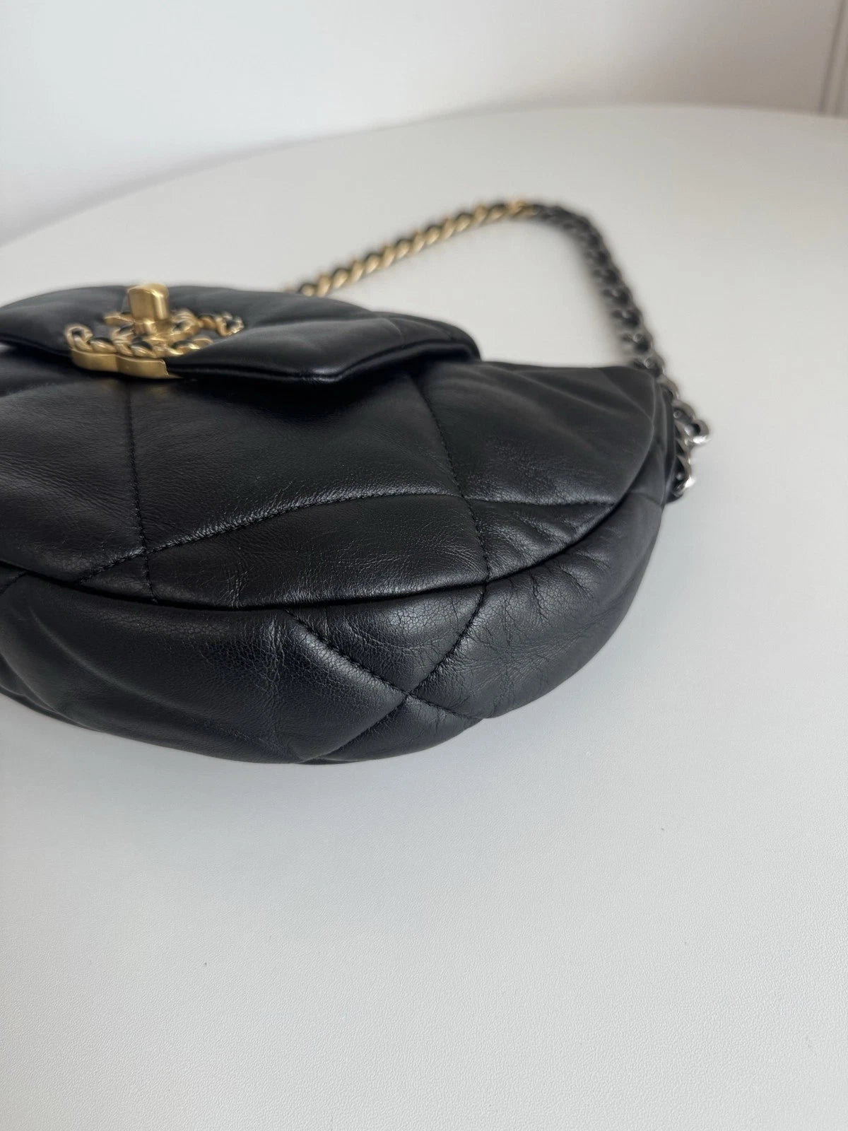 Chanel 19Bag Hobo Black Chain Handbag Shoulder Bag Gold Hardware Diamond