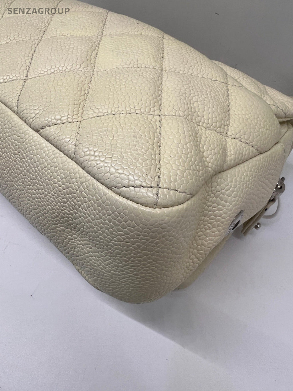 CHANEL Classic Flap GM Easy Chain Calfskin Shoulder bag Women