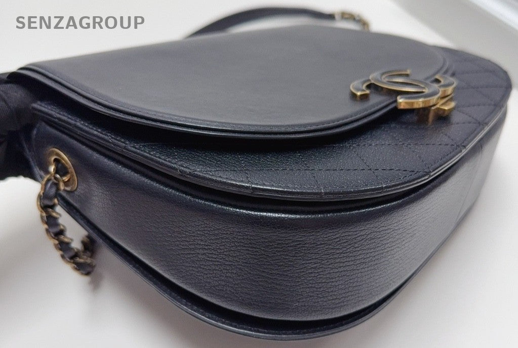 CHANEL Coco Curve Flap Calfskin top handle Shoulder Handbag Crossbody