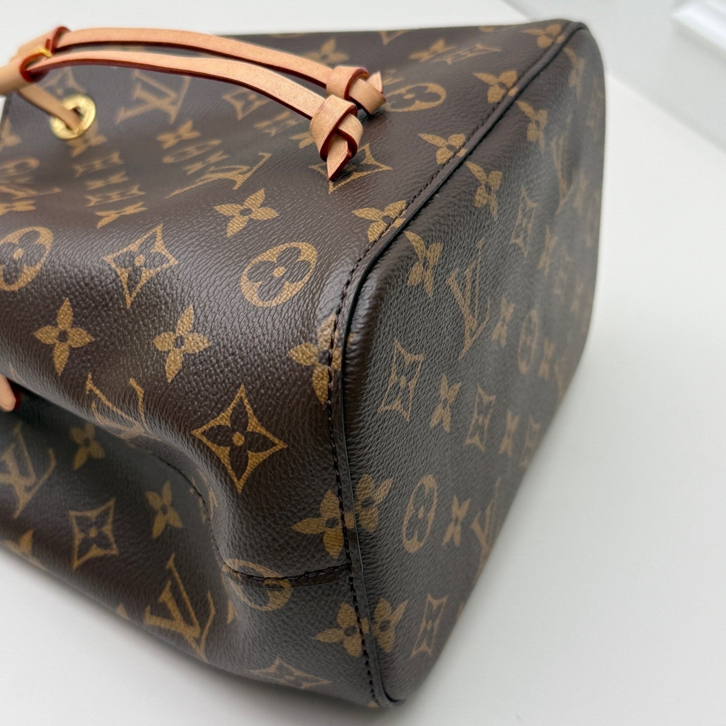 Louis Vuitton Monogram NeoNoe BB Bucket Bag - Women's Classic Handbag