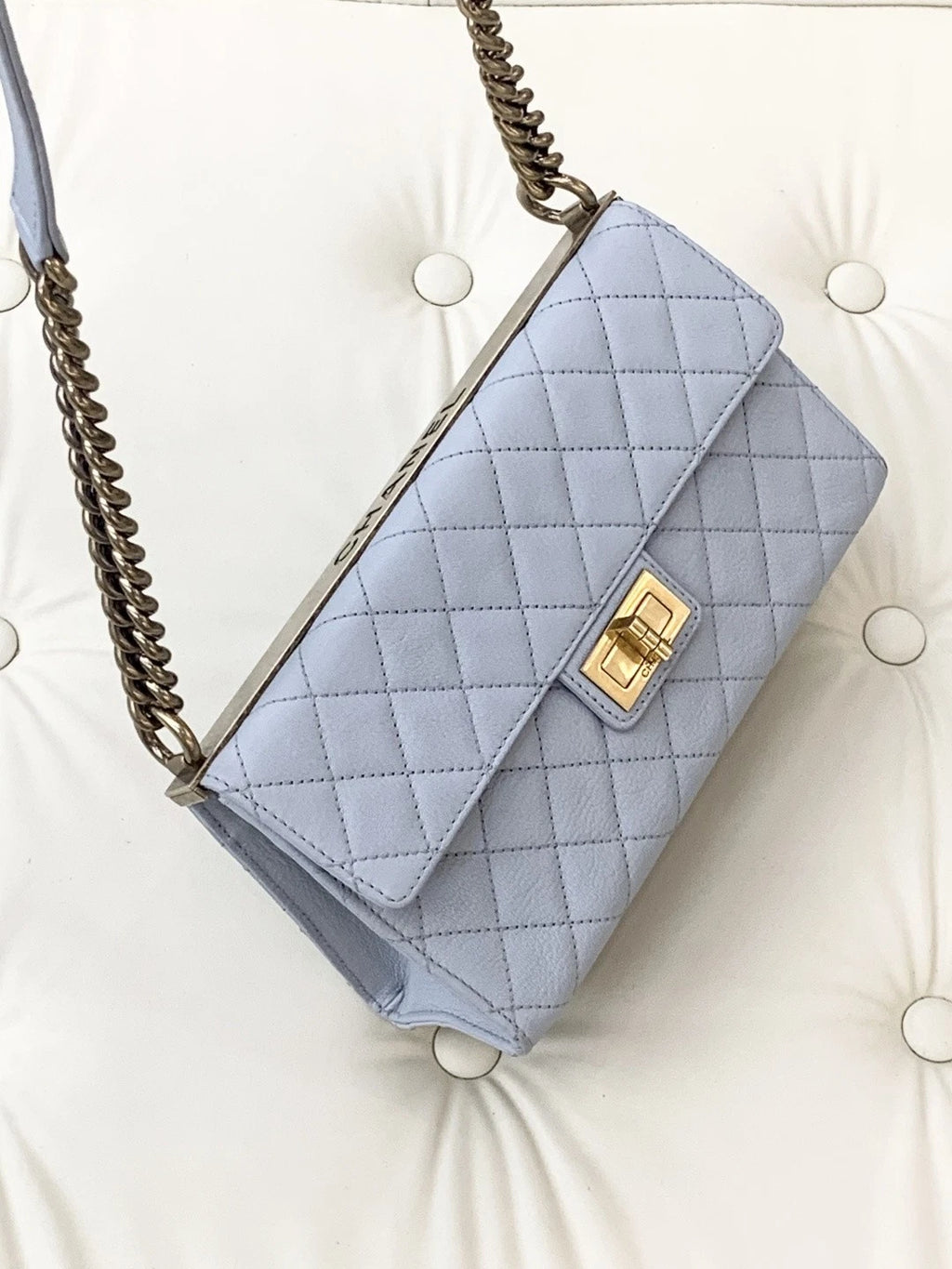 Chanel Trendy CC Calfskin Chain Shoulder Bag Crossbody Blue Gold Women Classic S