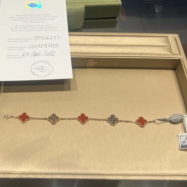 Van Cleef &amp; Arpels Vintage Alhambra Carnelian 18kRose Gold 5 Motifs Bracelet