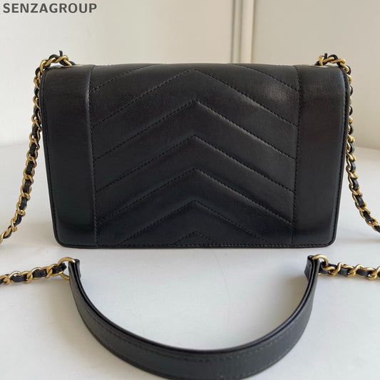 Chanel Calfskin Chain Shoulder Bag Crossbody Black Gold Chevron Women Classic