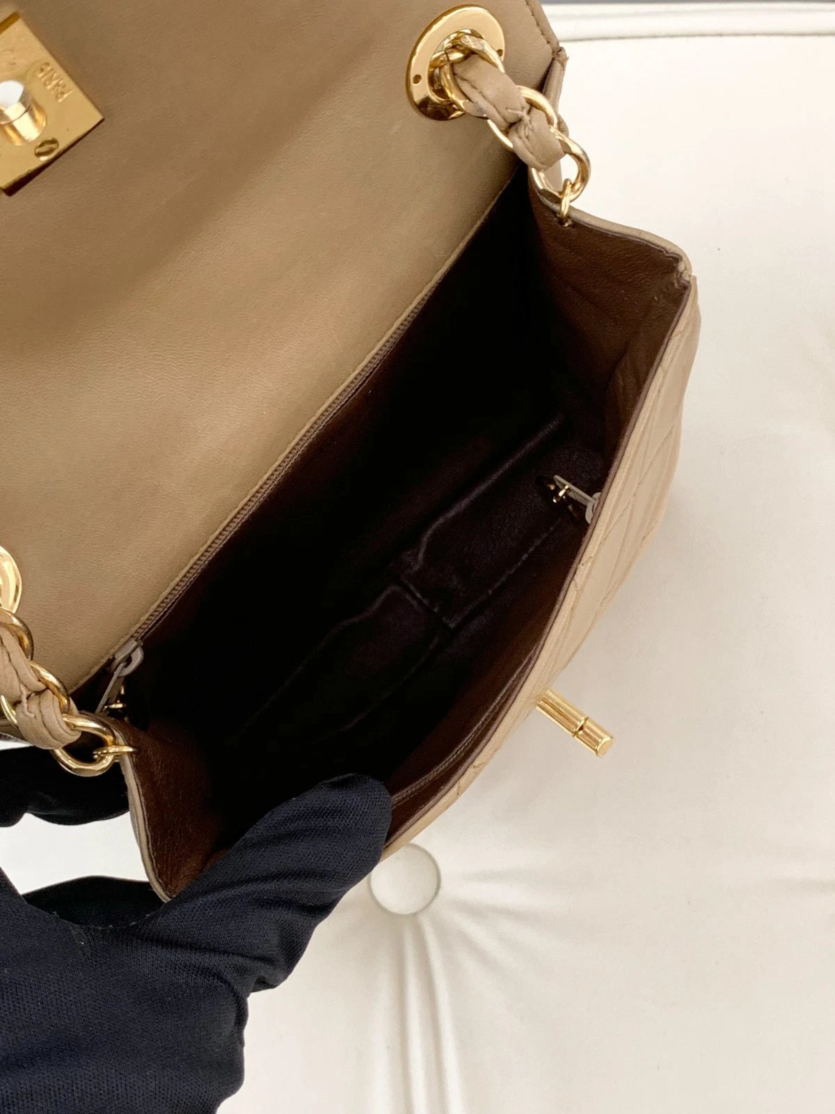 Chanel Vintage Lambskin Camera Bag Shoulder Bag Crossbody Bag Women S