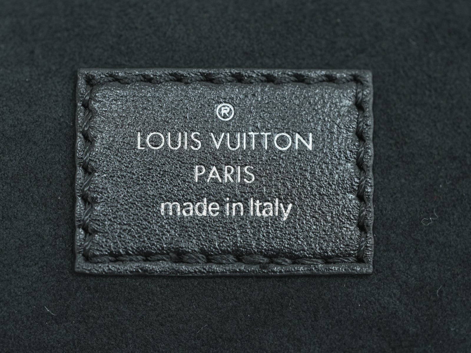 Louis Vuitton Carryall Cargo Vibe PM Chain Shoulder Bag M24861 Almost Brand NEW