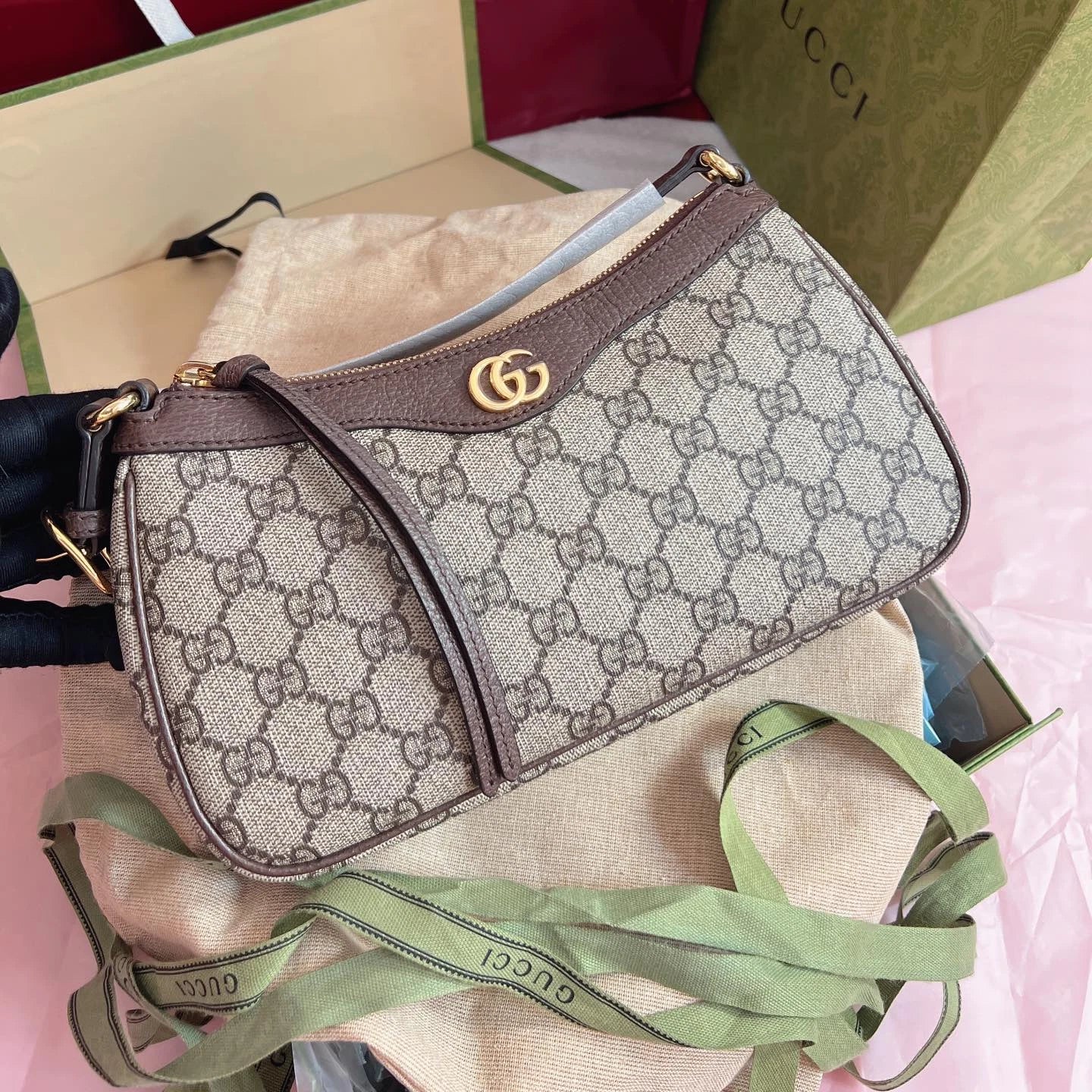 New Gucci GG Canvas Brown Shoulder Bag Gold Hardware