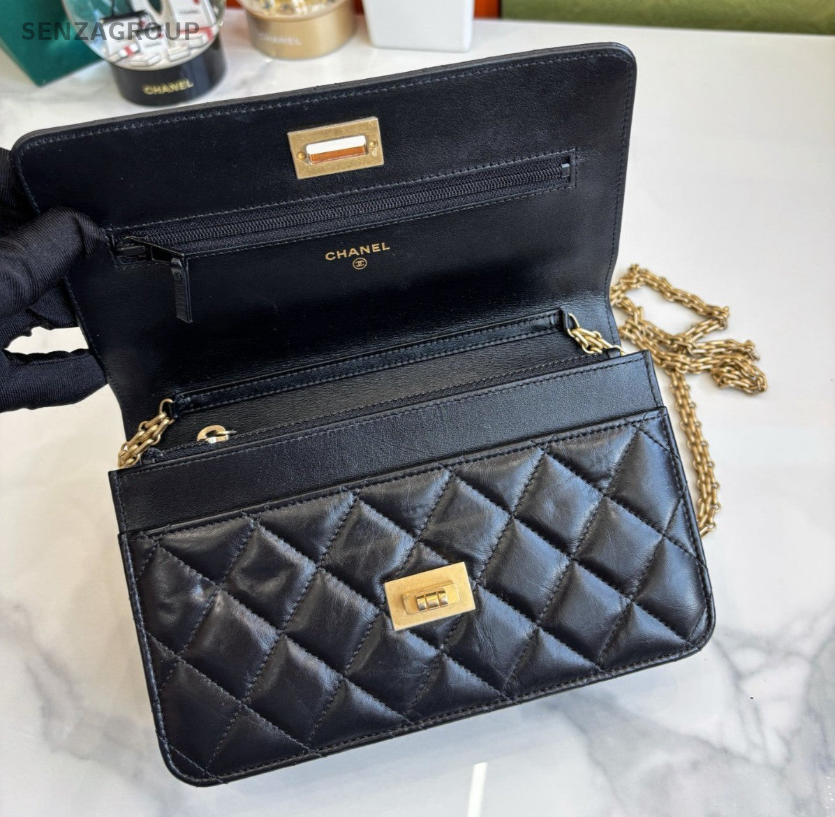 CHANEL 2.55 Woc Diamond Pattern Chain Shoudler bag Crossbody Black Gold Women