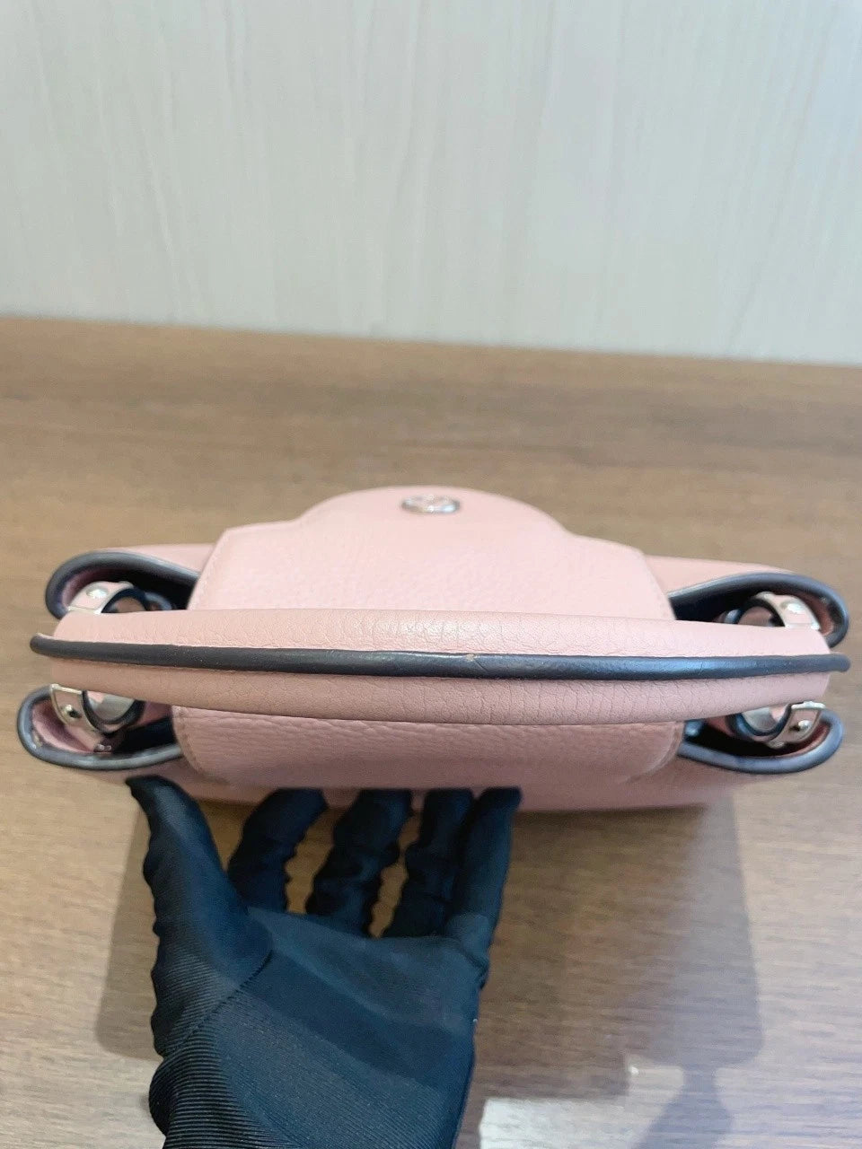 SJ0001 KY02225 Louis Vuitton Capucines BB