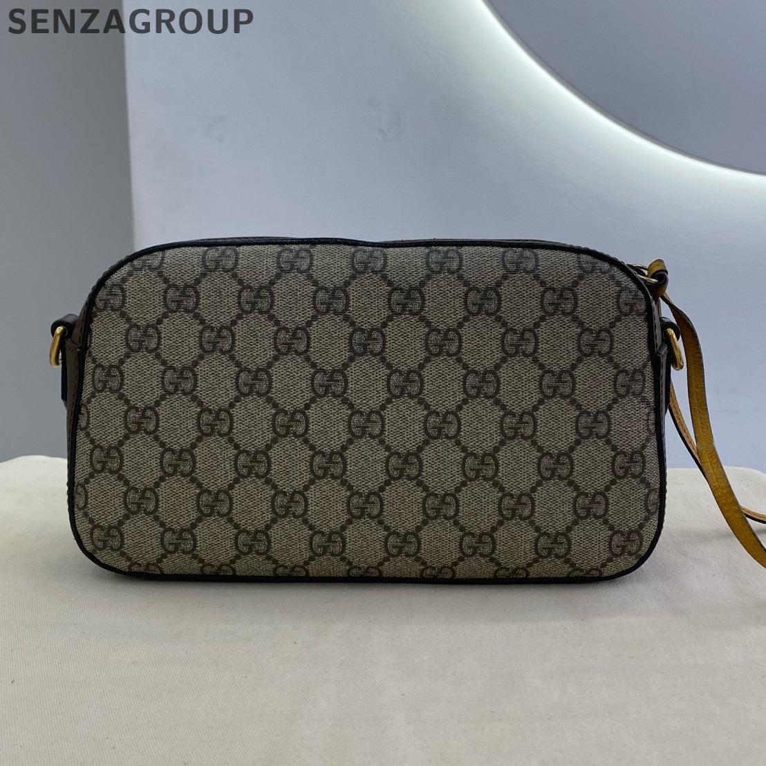 Gucci GG Supreme Canvas Brown Shoulder Crossbody Bag Unisex Classic