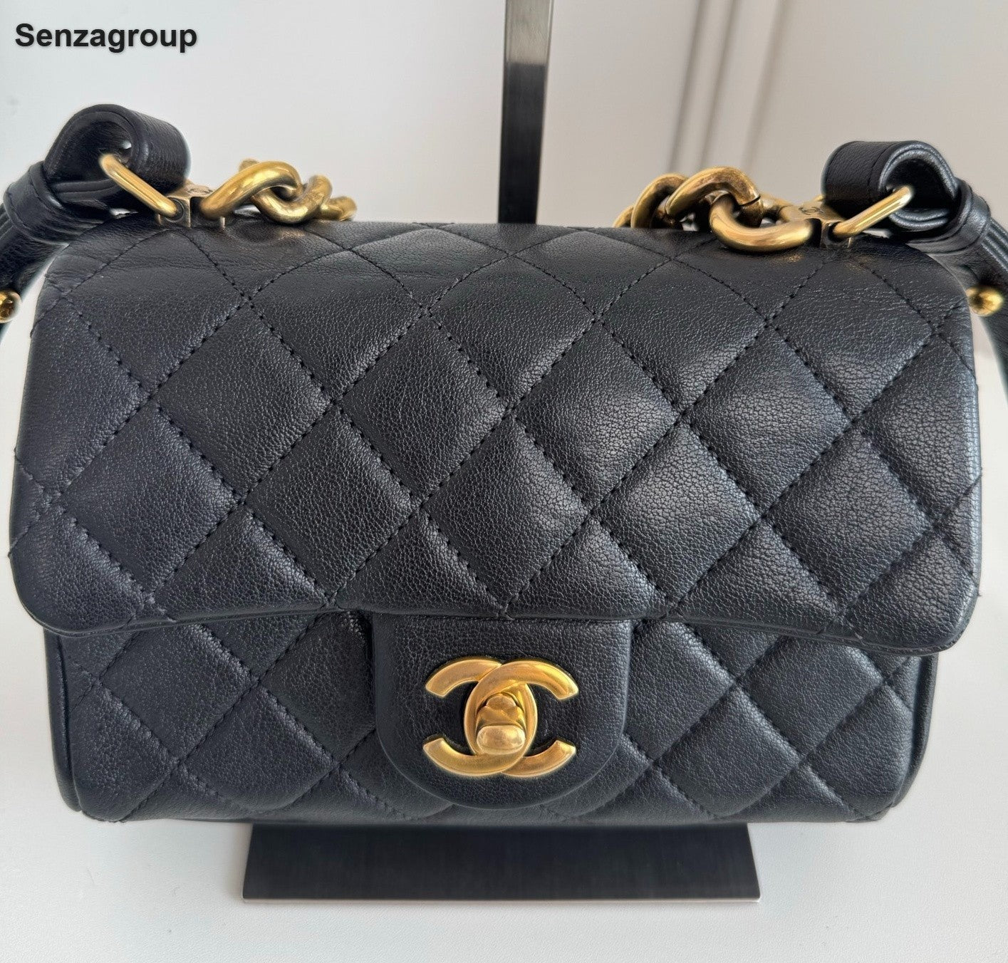 Chanel Diamond Mini Chain Top Handle Crossbody Black Gold Women Classic Fashion