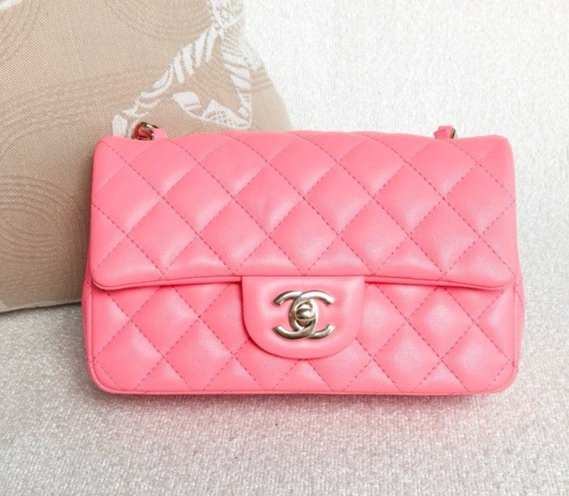 Chanel Classic Flap Mini Lambskin Chain Shoulder Bag Crossbody Pink Gold Women