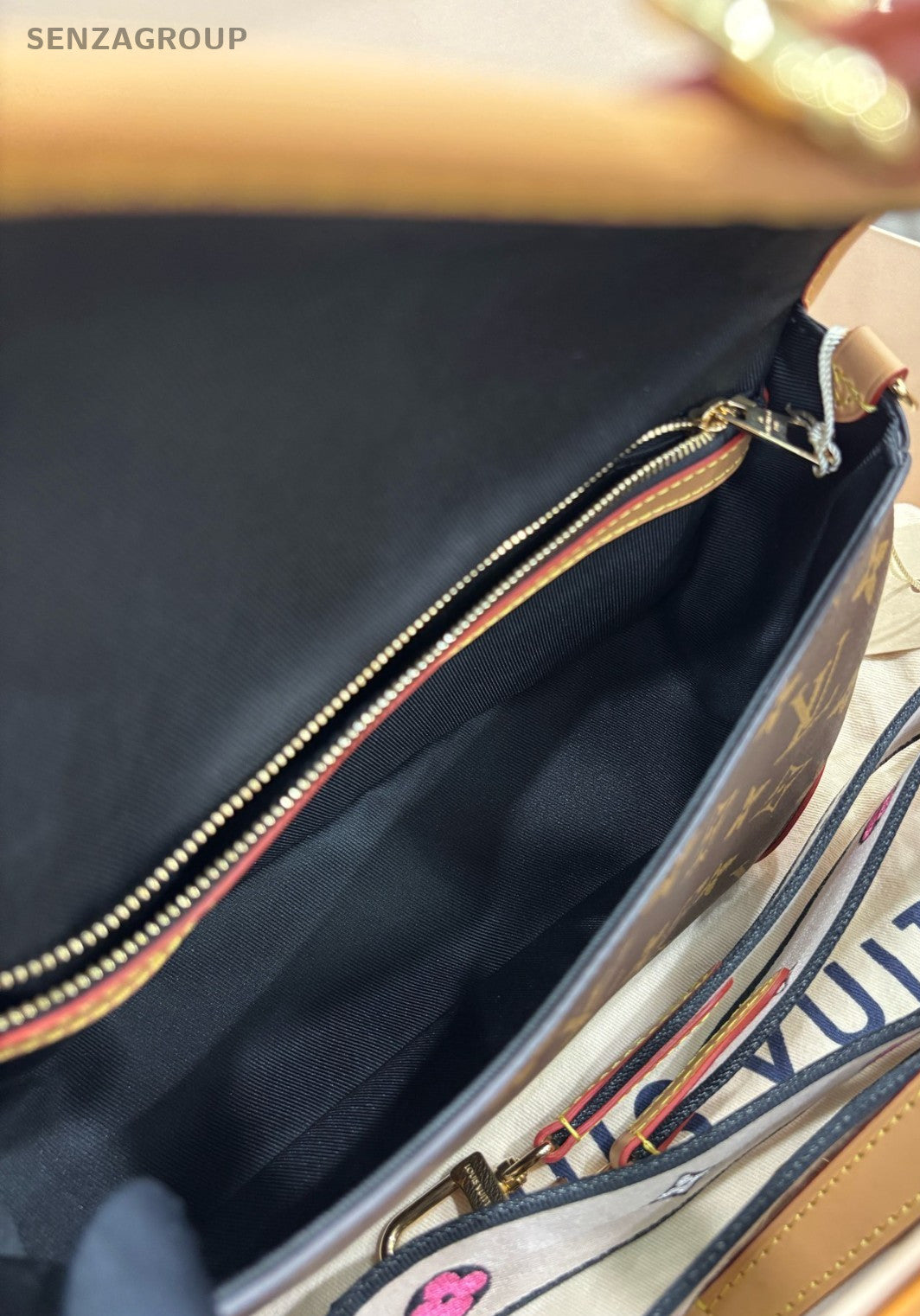 Louis Vuitton Diane Monogram Shoulder Bag Crossbody Brown Gold Women Classic