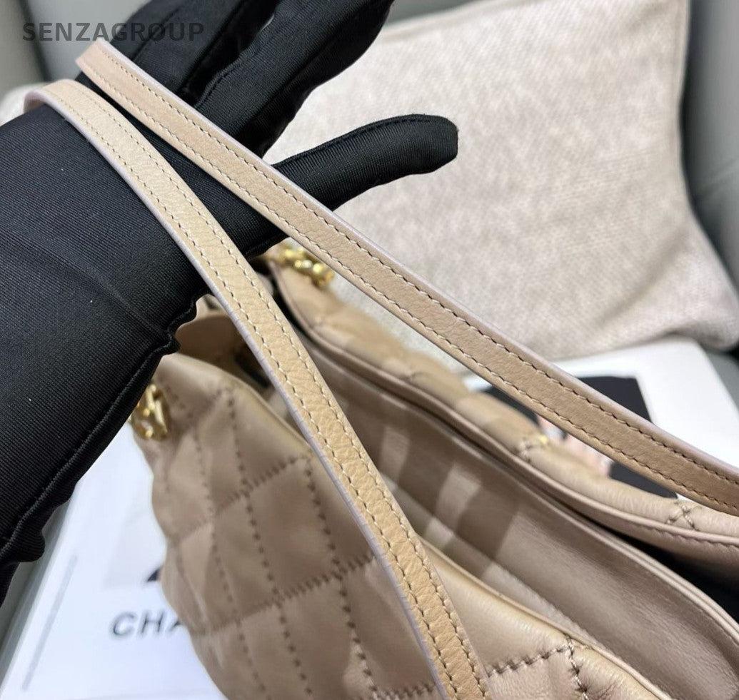 Chanel Diamond Chain Shoulder Bag Beige Gold Used Women Classic