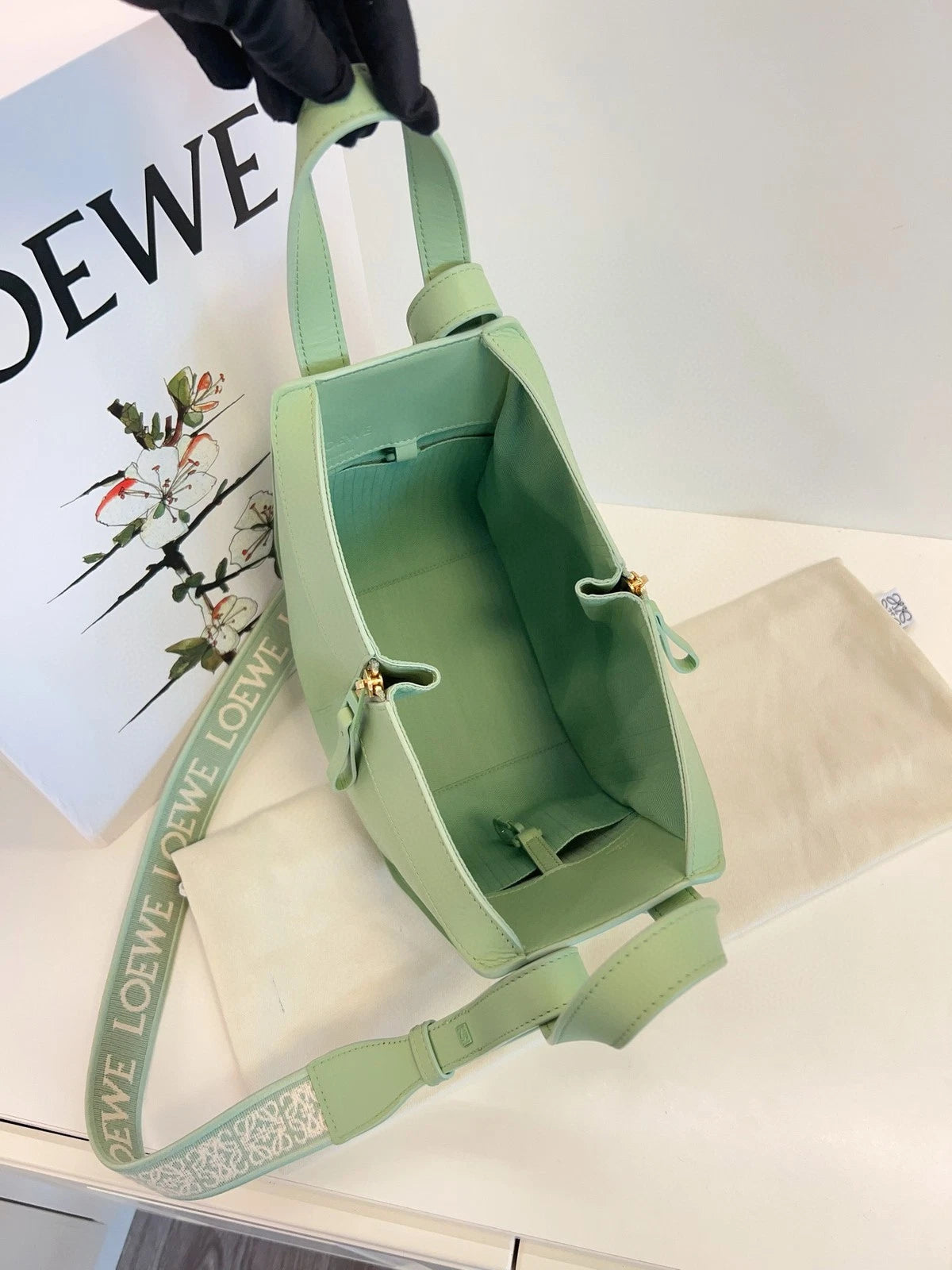 Loewe Hammock Green Shoulder Bag For Women
