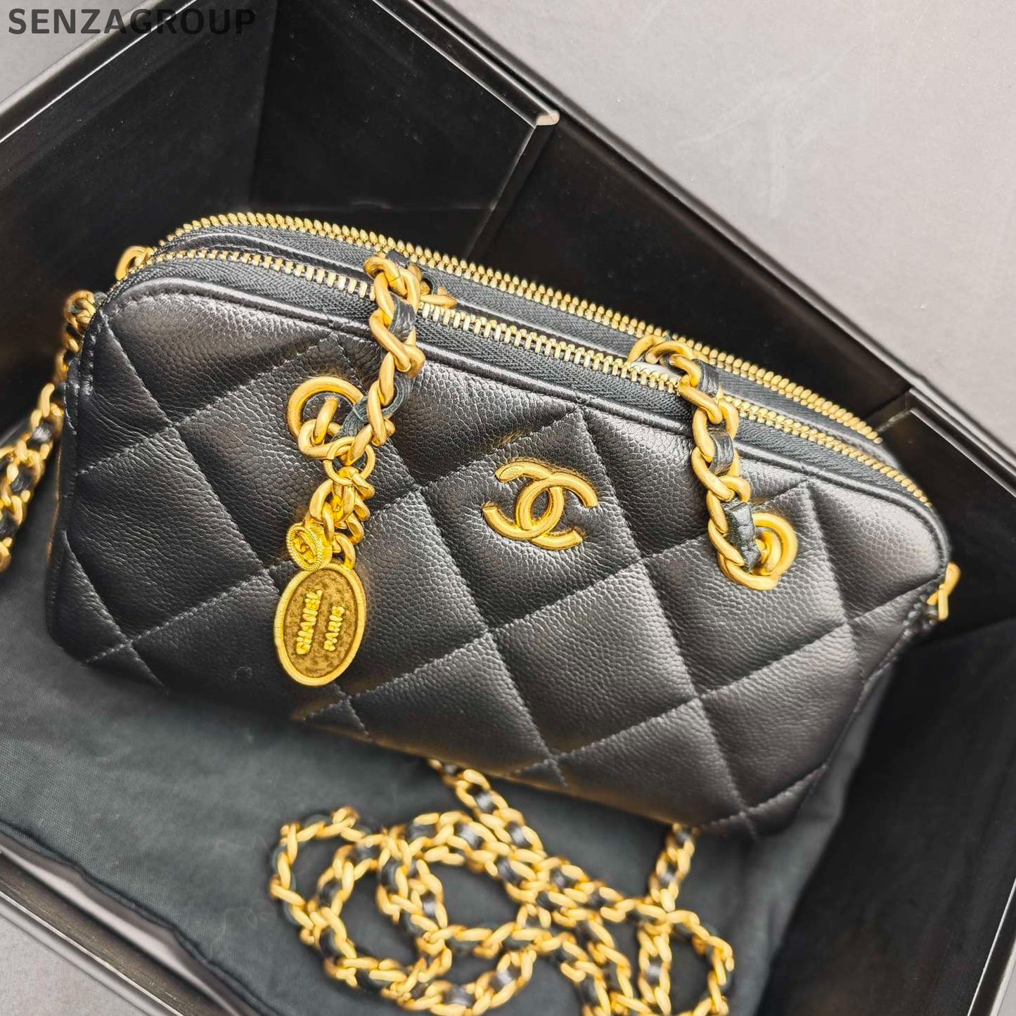 Chanel Quilted Phone Bag Chain Crossbody Shoulder Bag Classic Women
