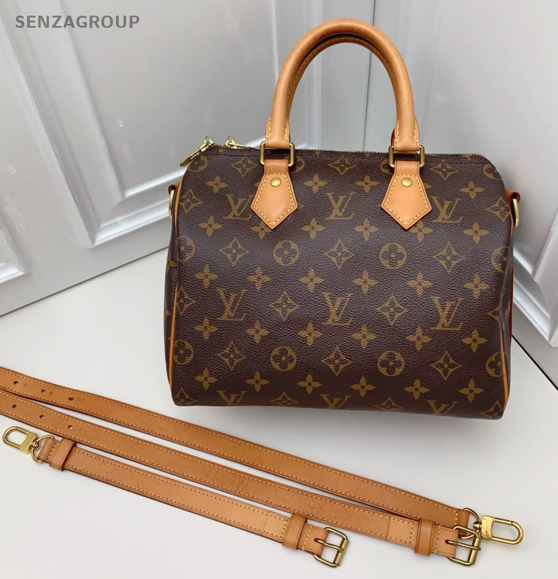 Louis Vuitton Speedy25 Monogram Top Handle Bag Crossbody Brown Women Classic