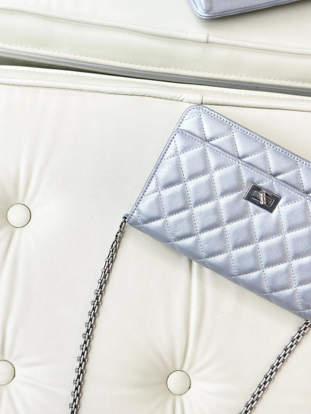 Excellent Chanel Woc Calfskin Chain Shoulder Crossbody Bag Silver Hardware