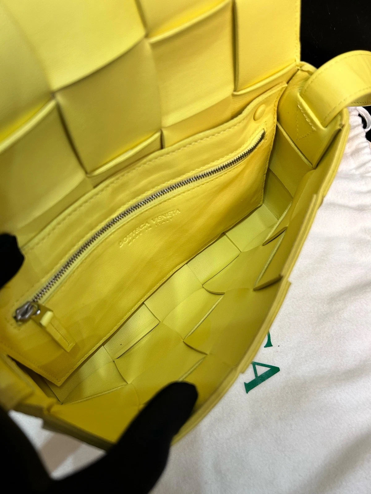 Excellent Bottega Veneta Cassette Calfskin 2Way Yellow Shoulder Bag Crossbody