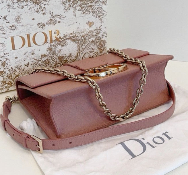 Christian Dior Montaigne MM Chain Shoulder Bag Pink Gold Used Women Classic