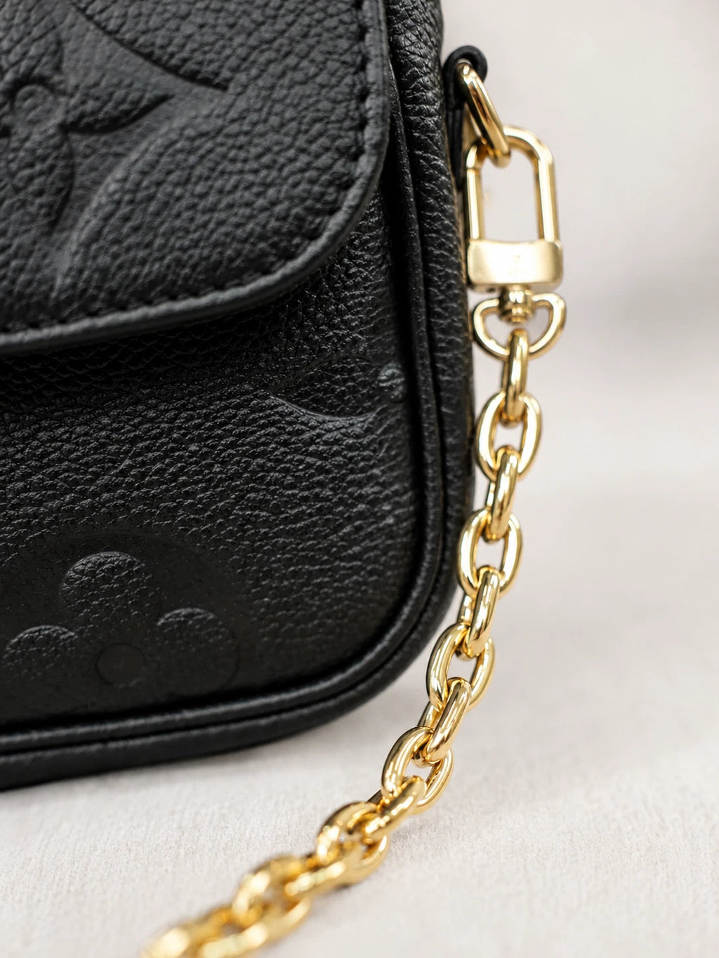 Louis Vuitton Ivy Chain Monogram Empreinte Black Gold Shoulder Bag Chain Bag