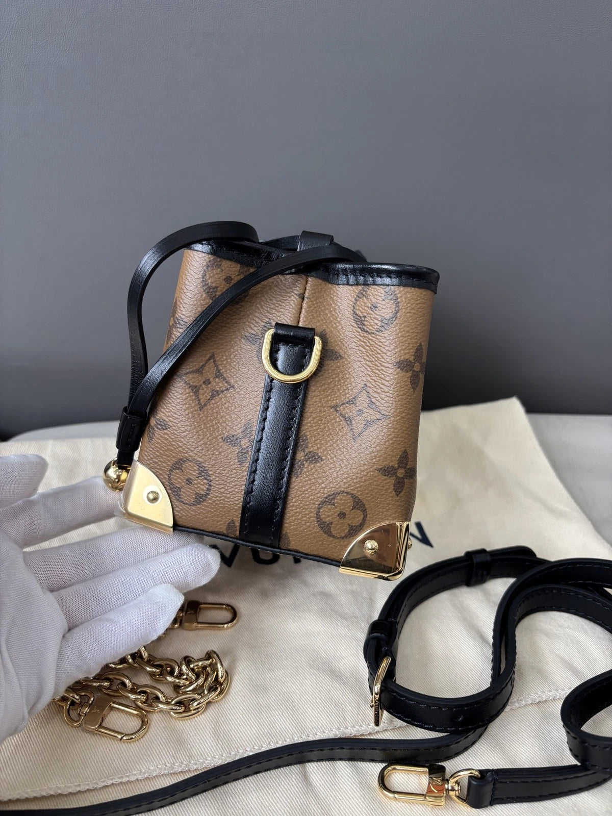 Louis Vuitton Noe Monogram Canvas Brown Crossbody Excellent