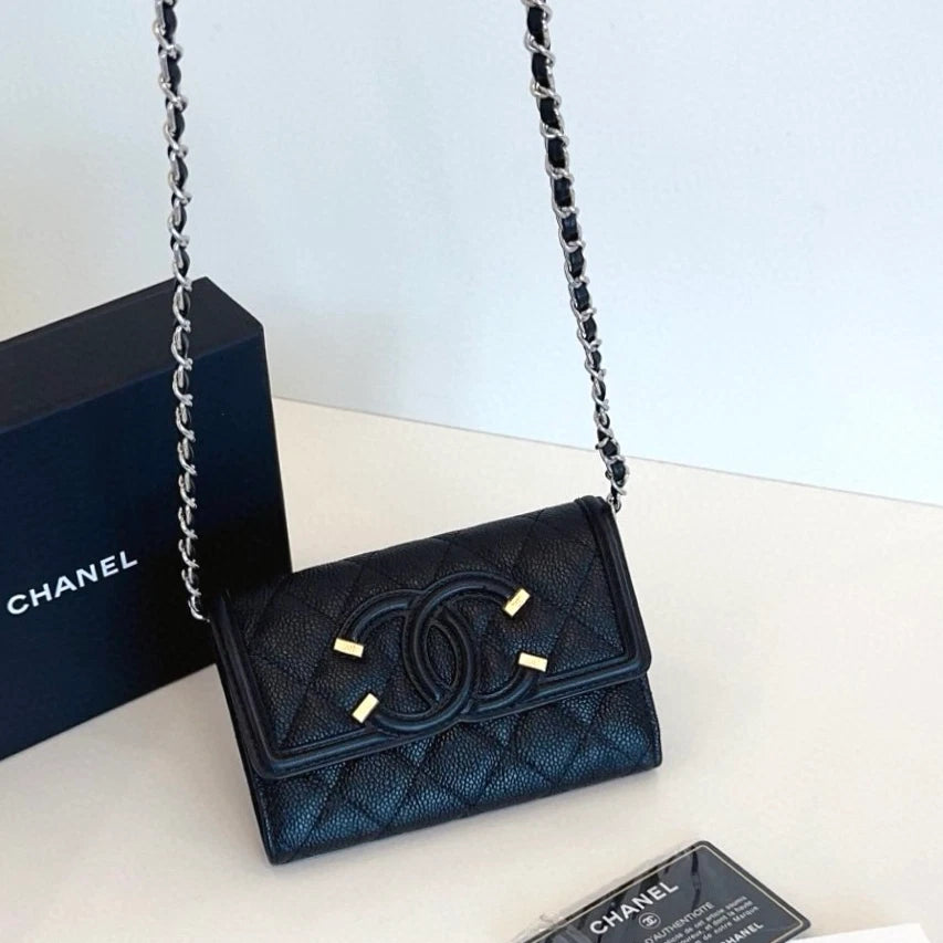Chanel Vanity Black Silver Crossbody Chain Bag Excellent