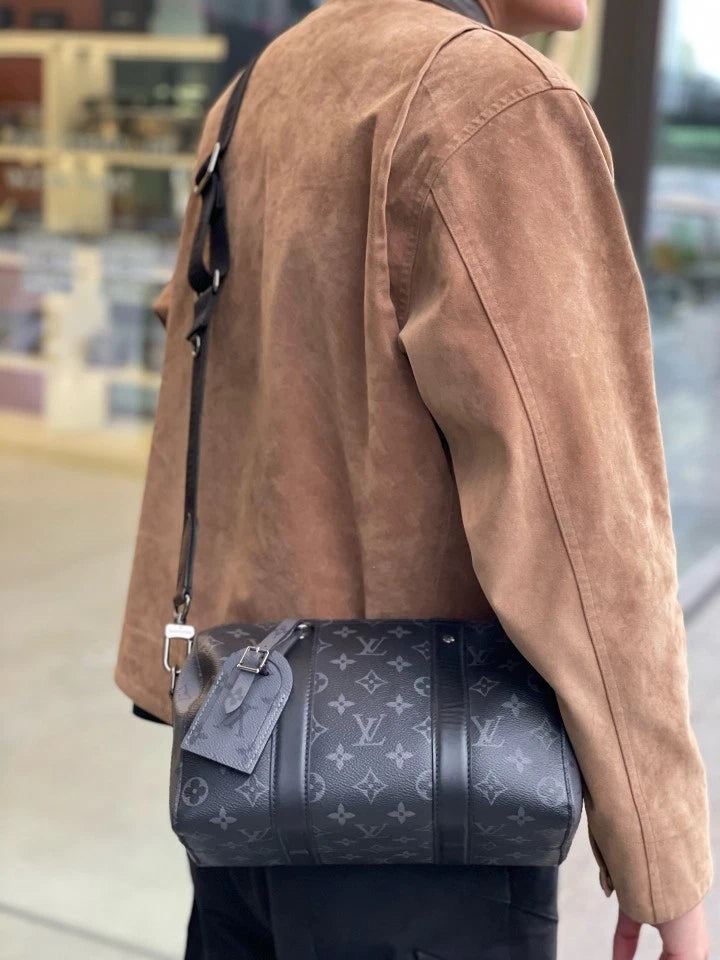 Louis Vuitton City Keepall27 Black Leather Handbag For Unisex